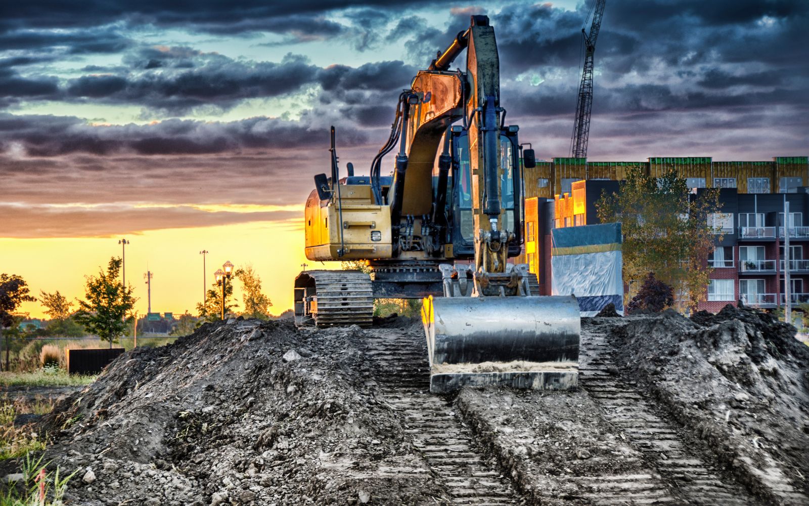 Çiğli Günlük Kiralık Kepçe Fiyatları