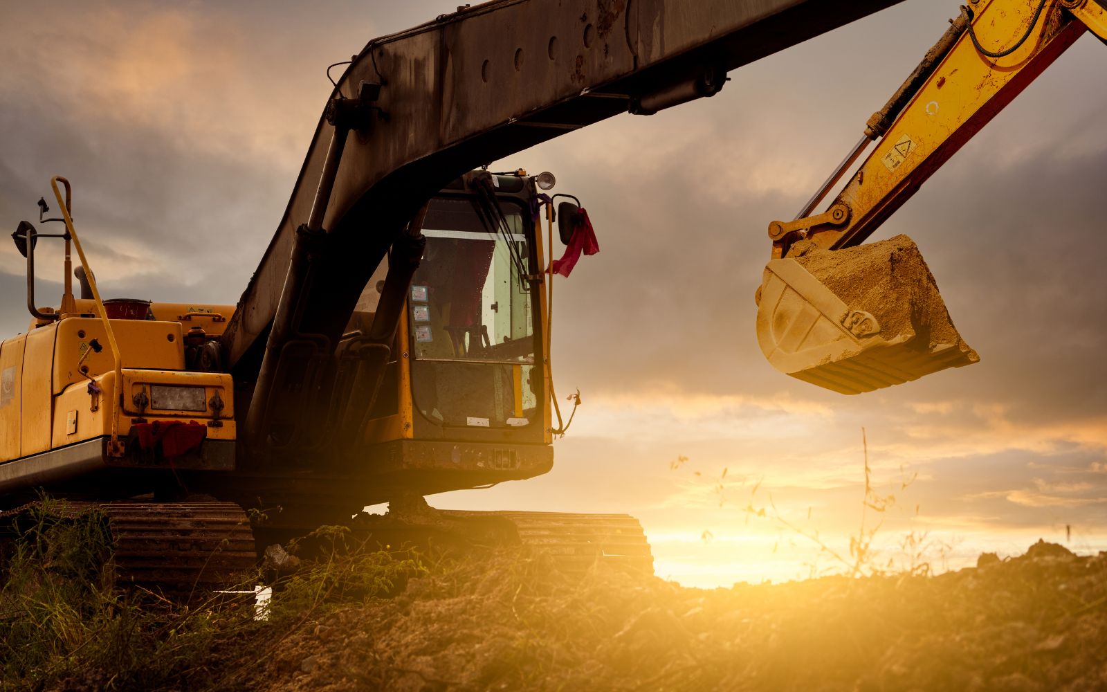 Kemalpaşa Kepçe Kiralama Saatlik